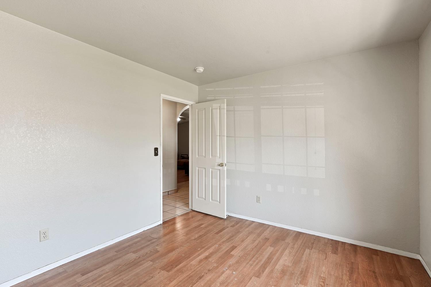 2633 Riverbend Dr, Modesto, CA 95351