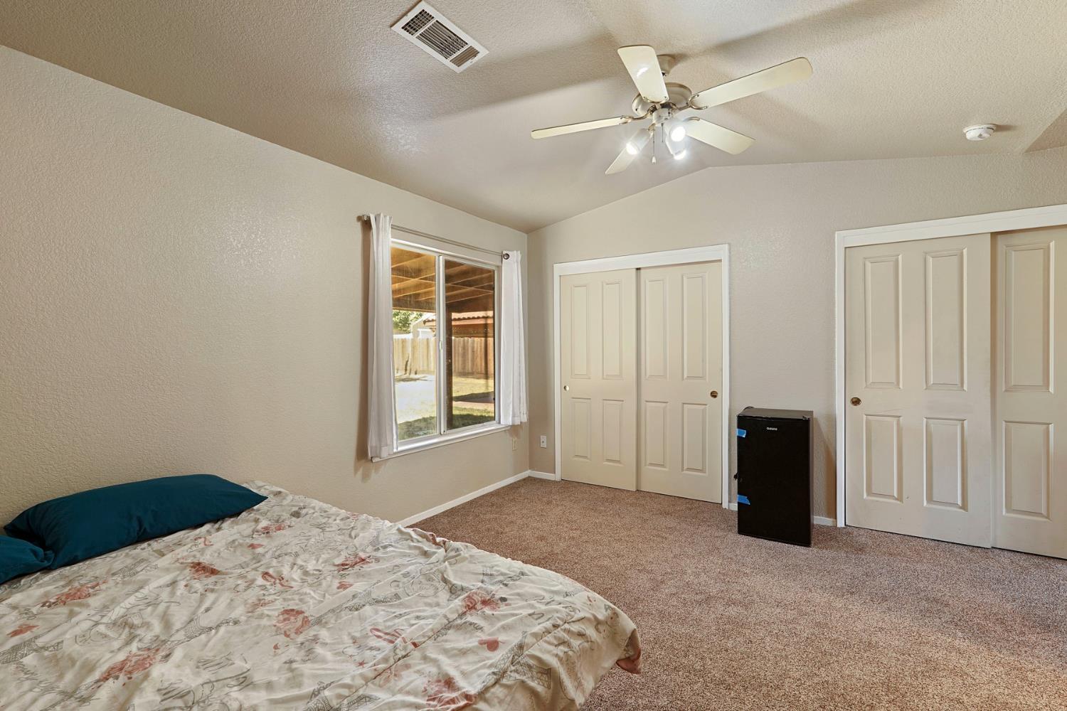 2633 Riverbend Dr, Modesto, CA 95351