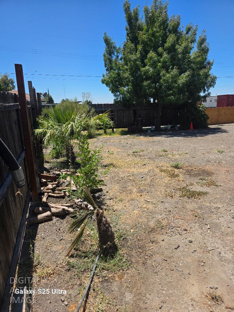 8794 BLOSSOM Ave, Dos Palos, CA 93620