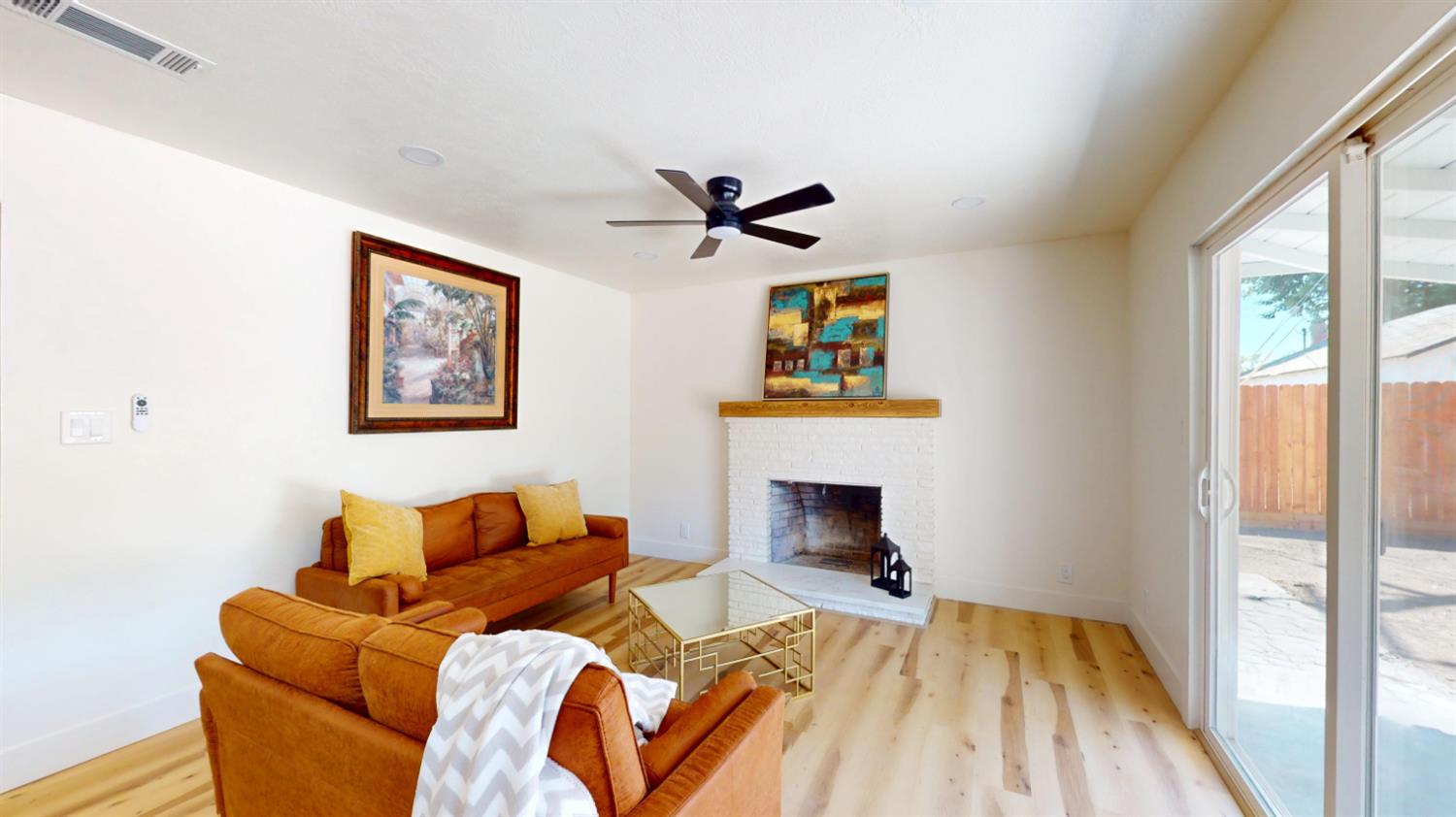 1813 Enslen Ave, Modesto, CA 95350