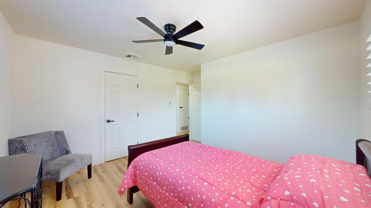 1813 Enslen Ave, Modesto, CA 95350