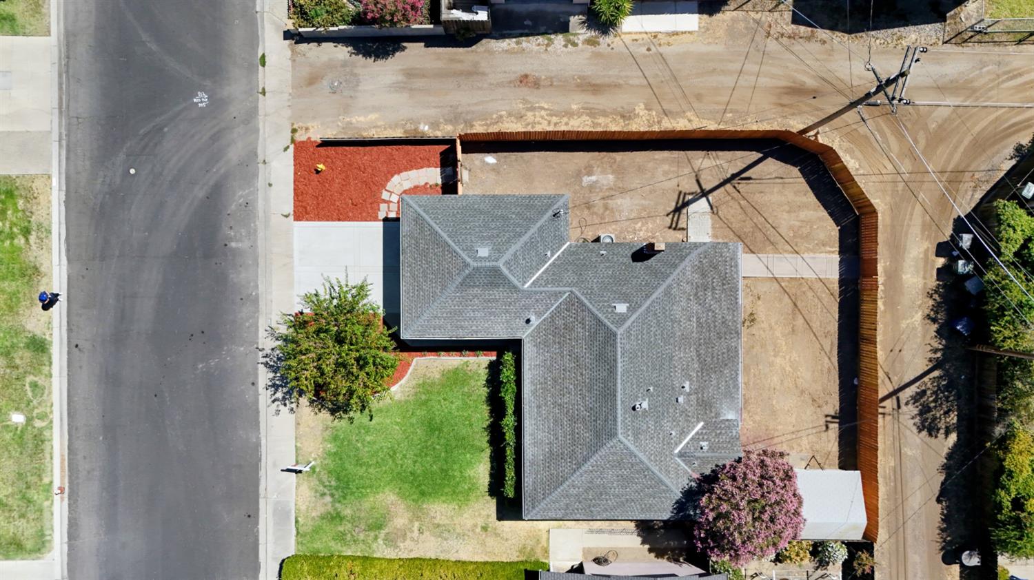 1813 Enslen Ave, Modesto, CA 95350