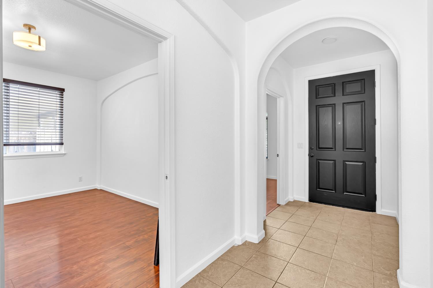 2078 Venezia St, Los Banos, CA 93635