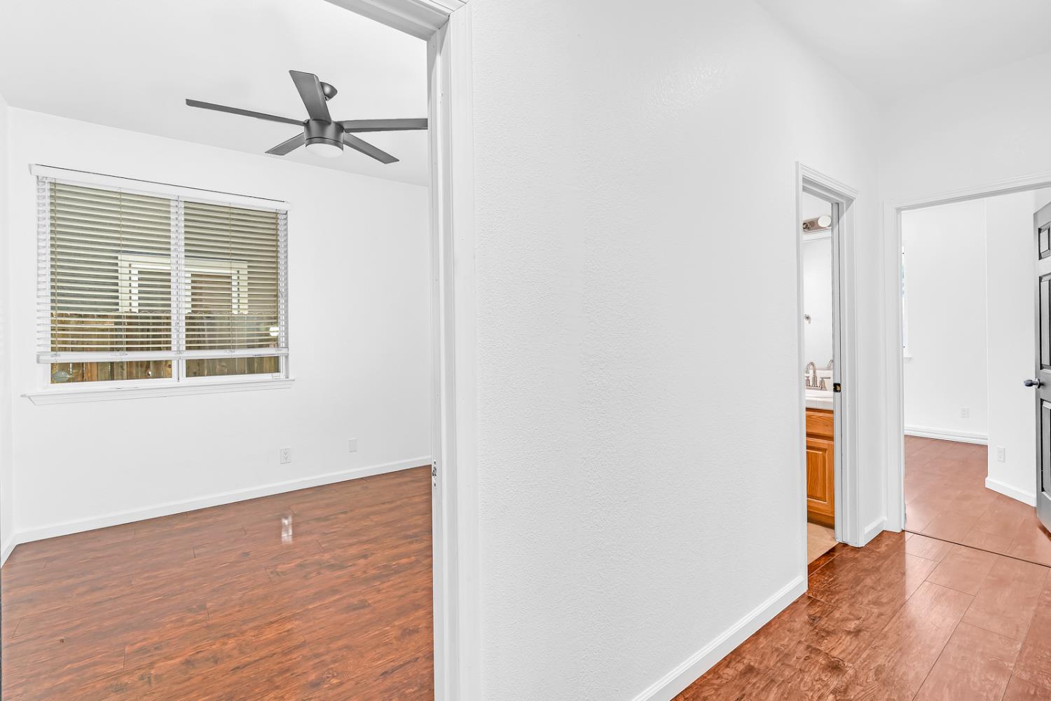 2078 Venezia St, Los Banos, CA 93635