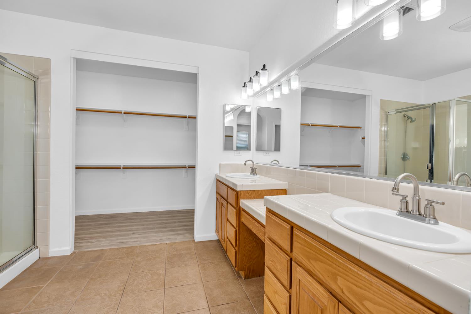 2078 Venezia St, Los Banos, CA 93635