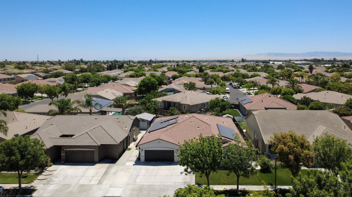 2078 Venezia St, Los Banos, CA 93635