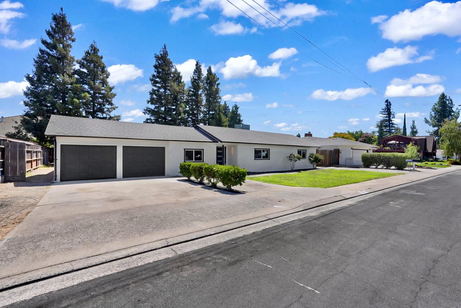 1424 La Salle Dr, Turlock, CA 95382