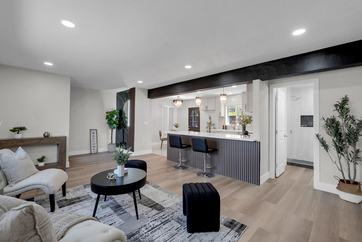 1424 La Salle Dr, Turlock, CA 95382