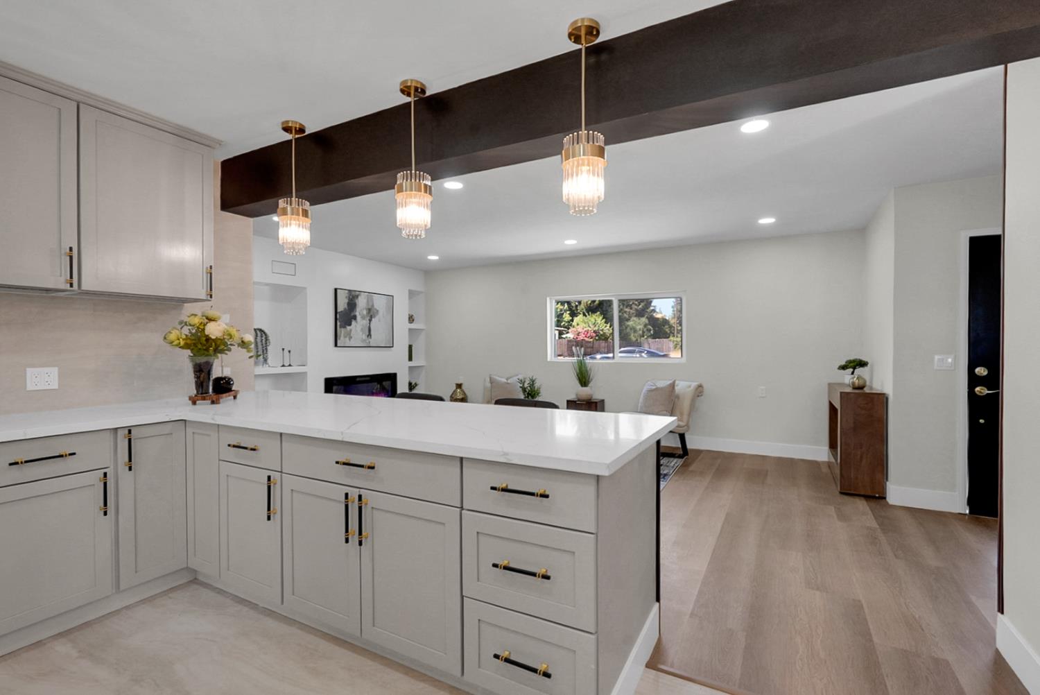 1424 La Salle Dr, Turlock, CA 95382