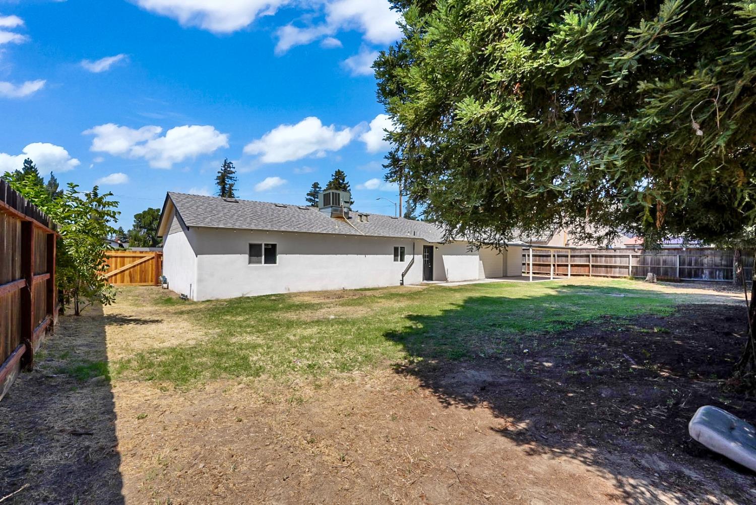 1424 La Salle Dr, Turlock, CA 95382
