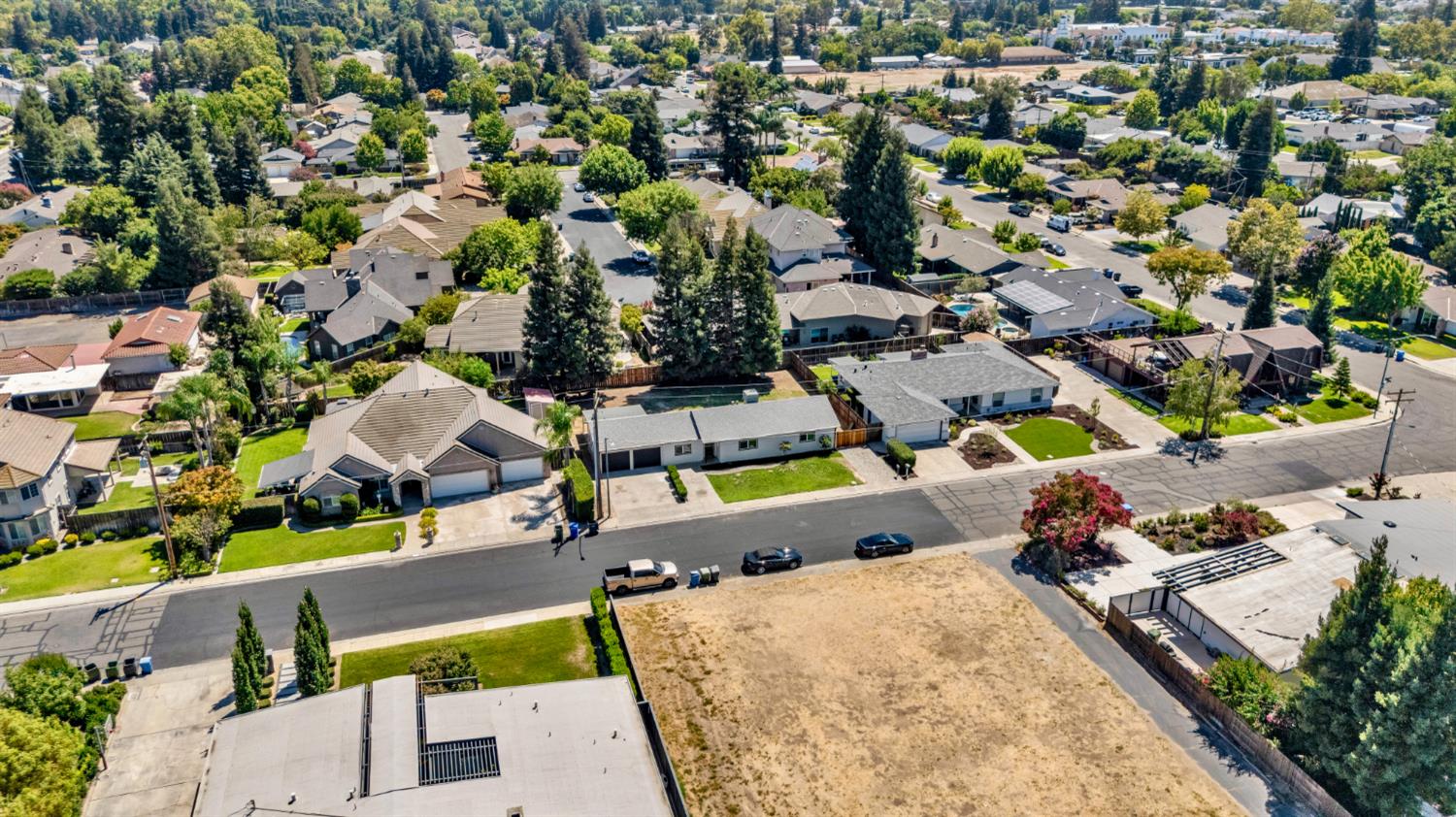 1424 La Salle Dr, Turlock, CA 95382