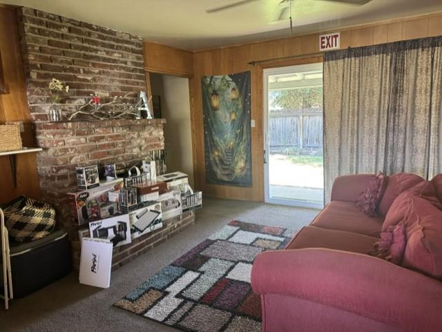 1216 Mount Vernon Dr, Modesto, CA 95350