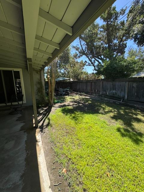 1216 Mount Vernon Dr, Modesto, CA 95350