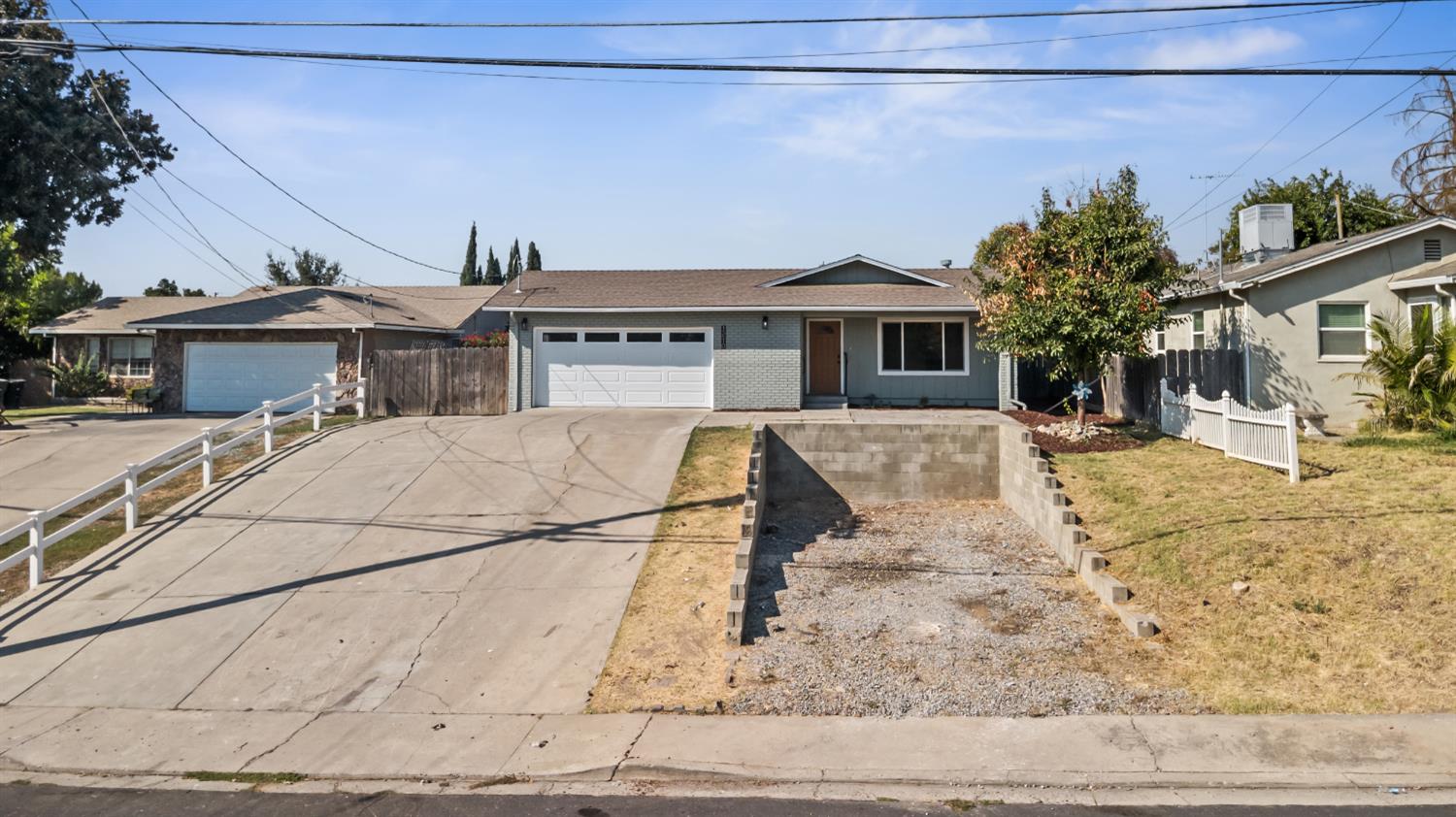 13510 Bentley St, Waterford, CA 95386