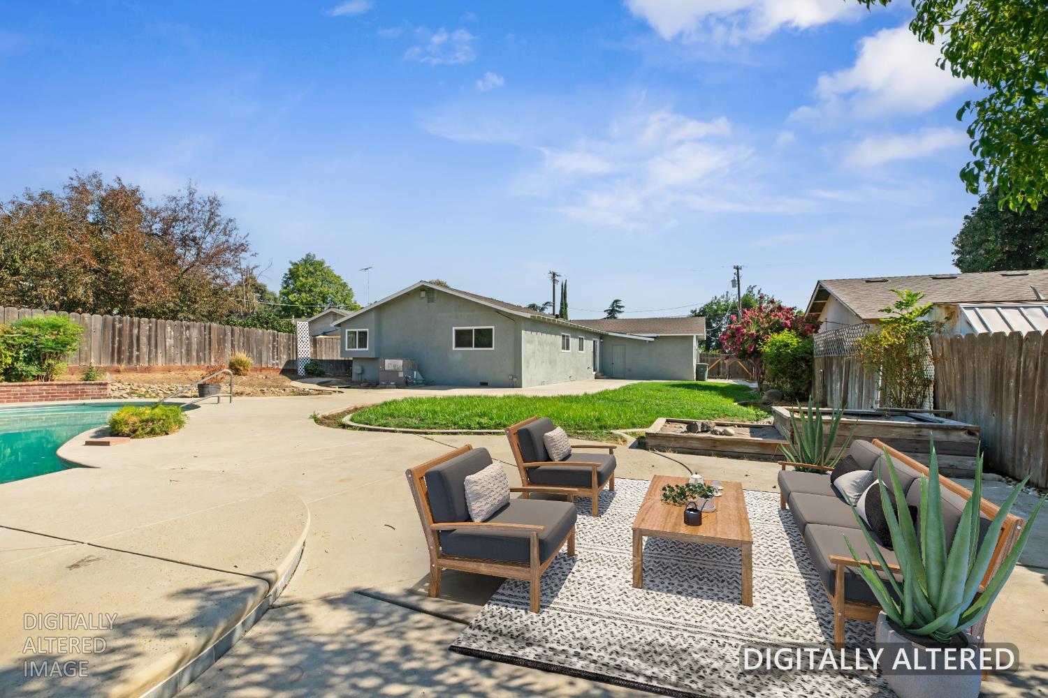 13510 Bentley St, Waterford, CA 95386