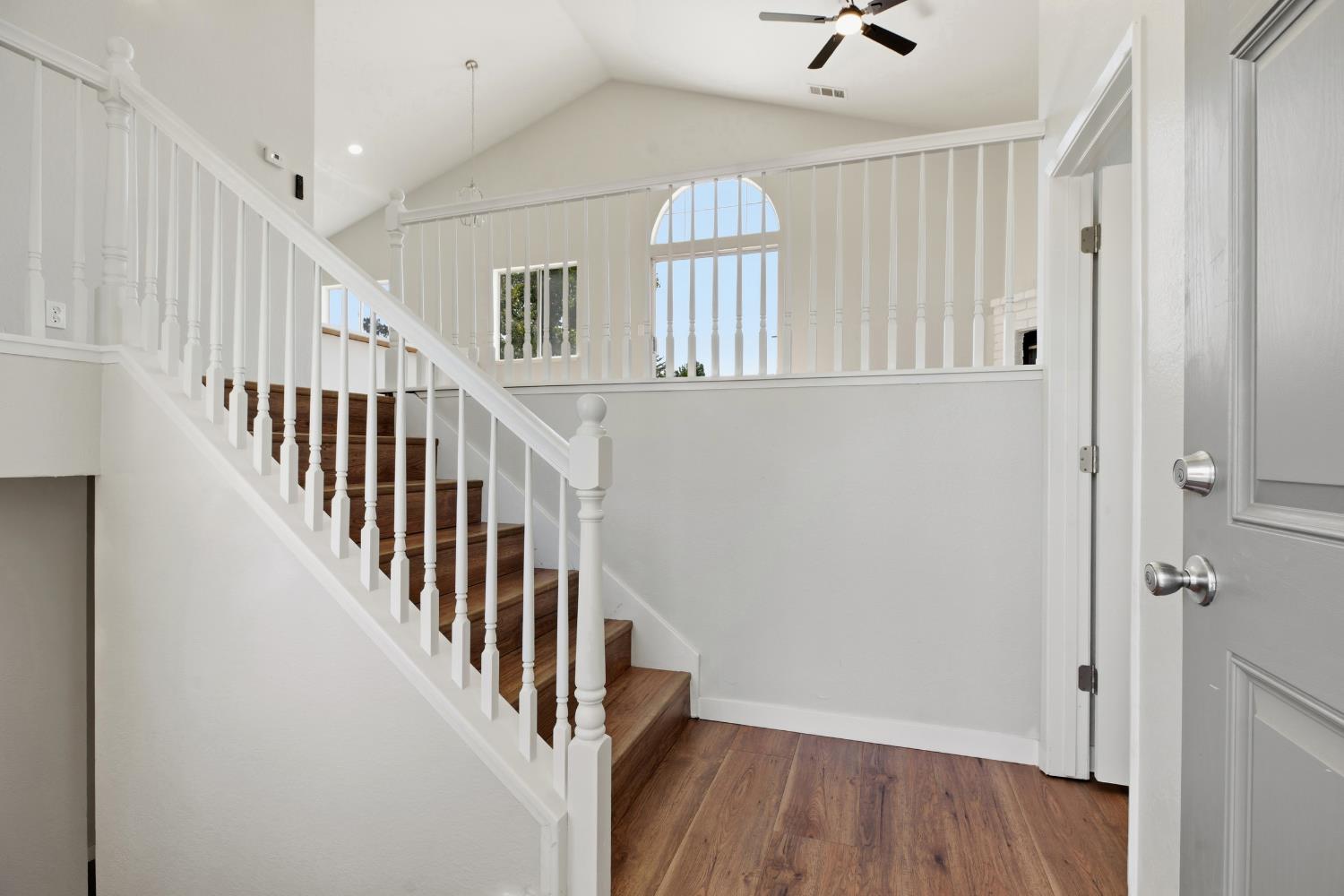 728 Park Hurst Way, Modesto, CA 95358
