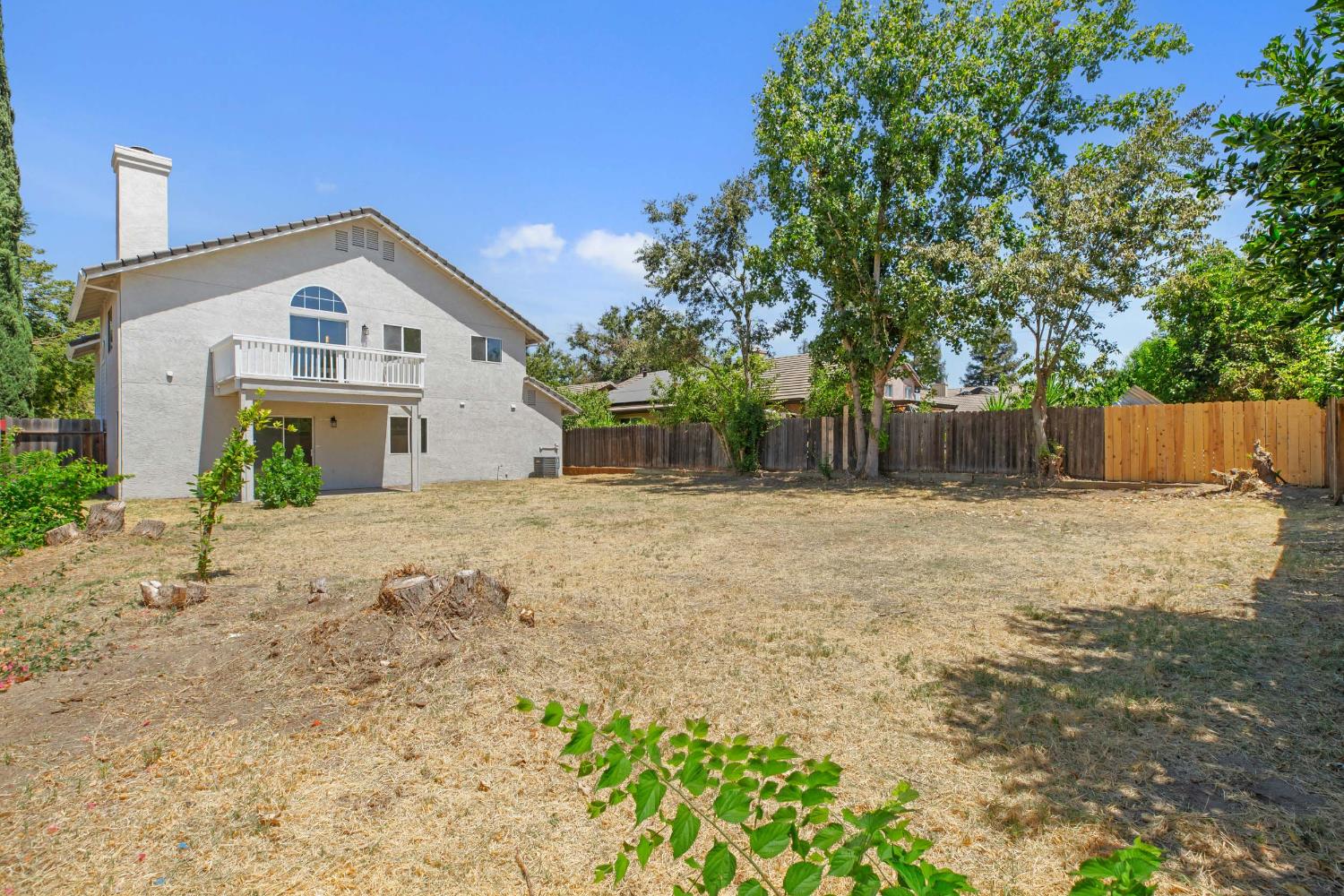 728 Park Hurst Way, Modesto, CA 95358