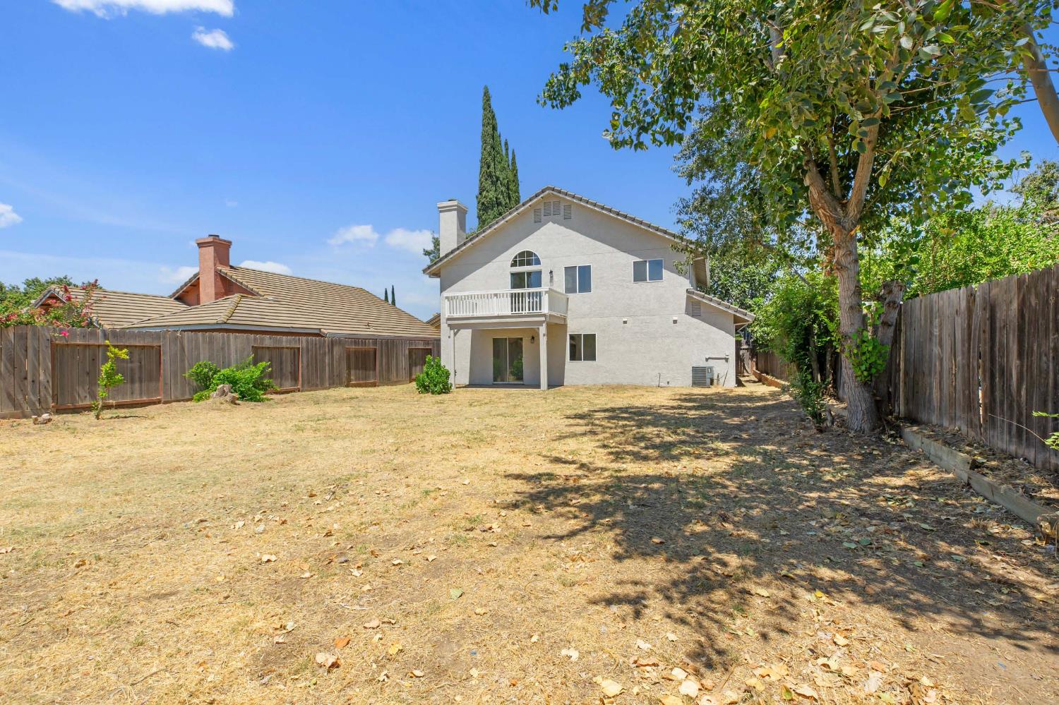 728 Park Hurst Way, Modesto, CA 95358