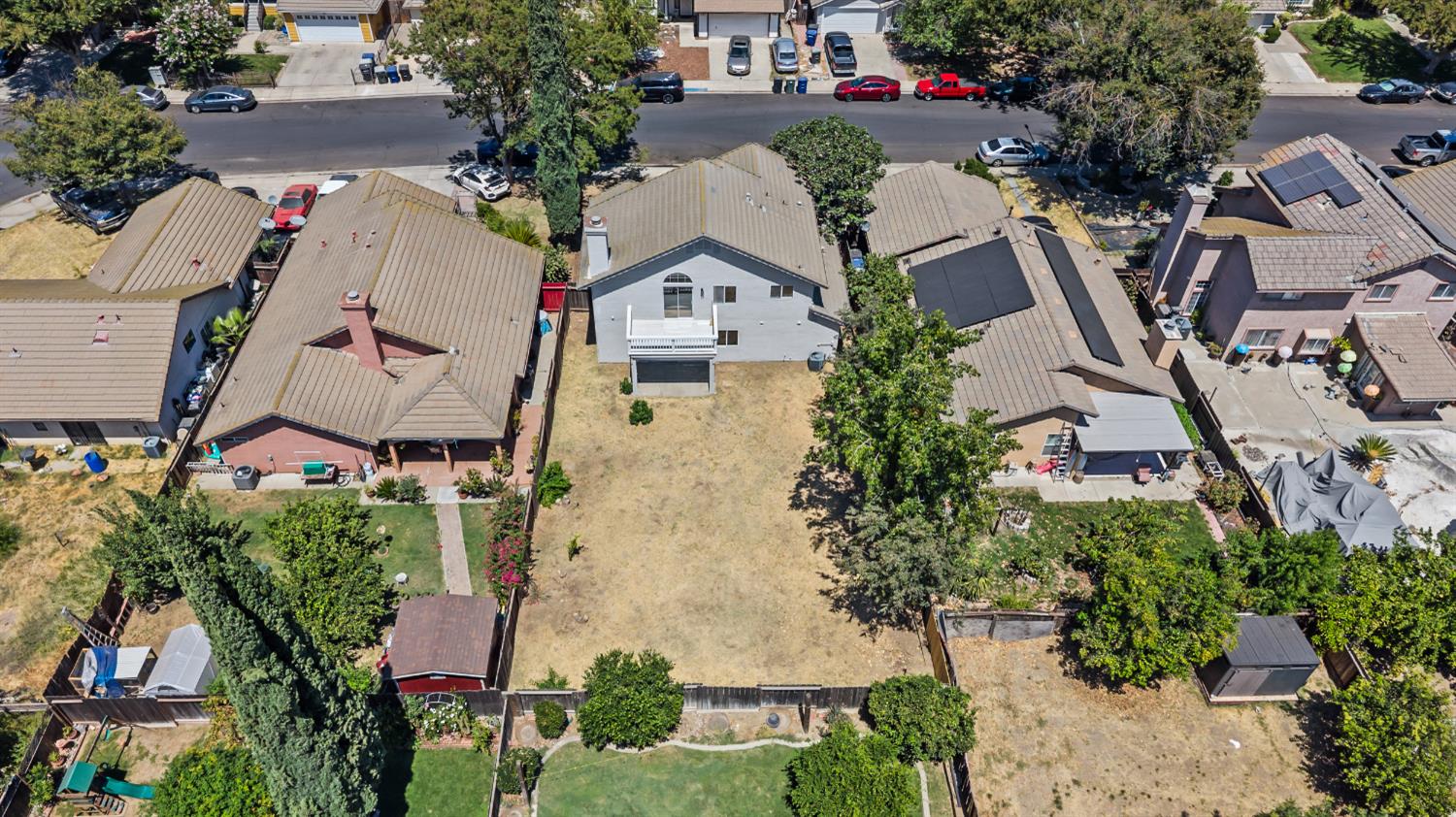 728 Park Hurst Way, Modesto, CA 95358