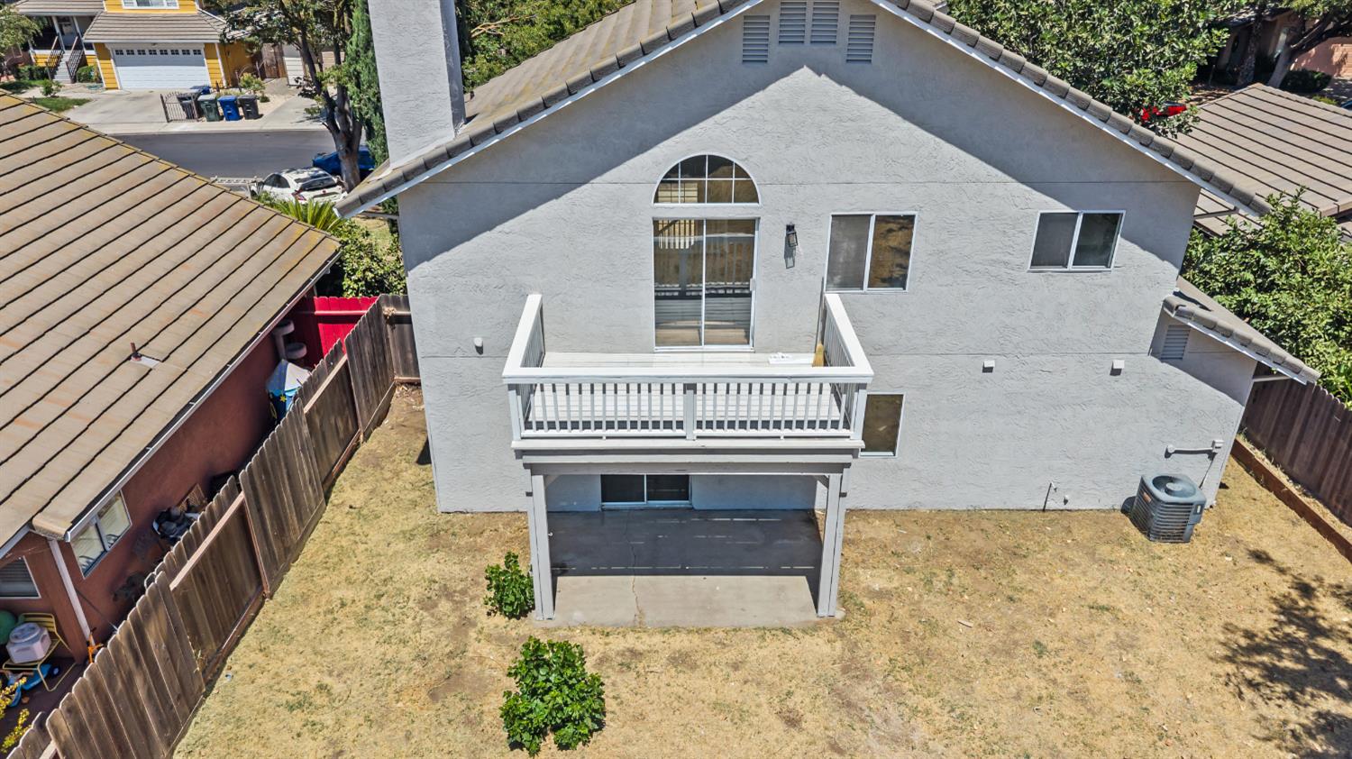 728 Park Hurst Way, Modesto, CA 95358