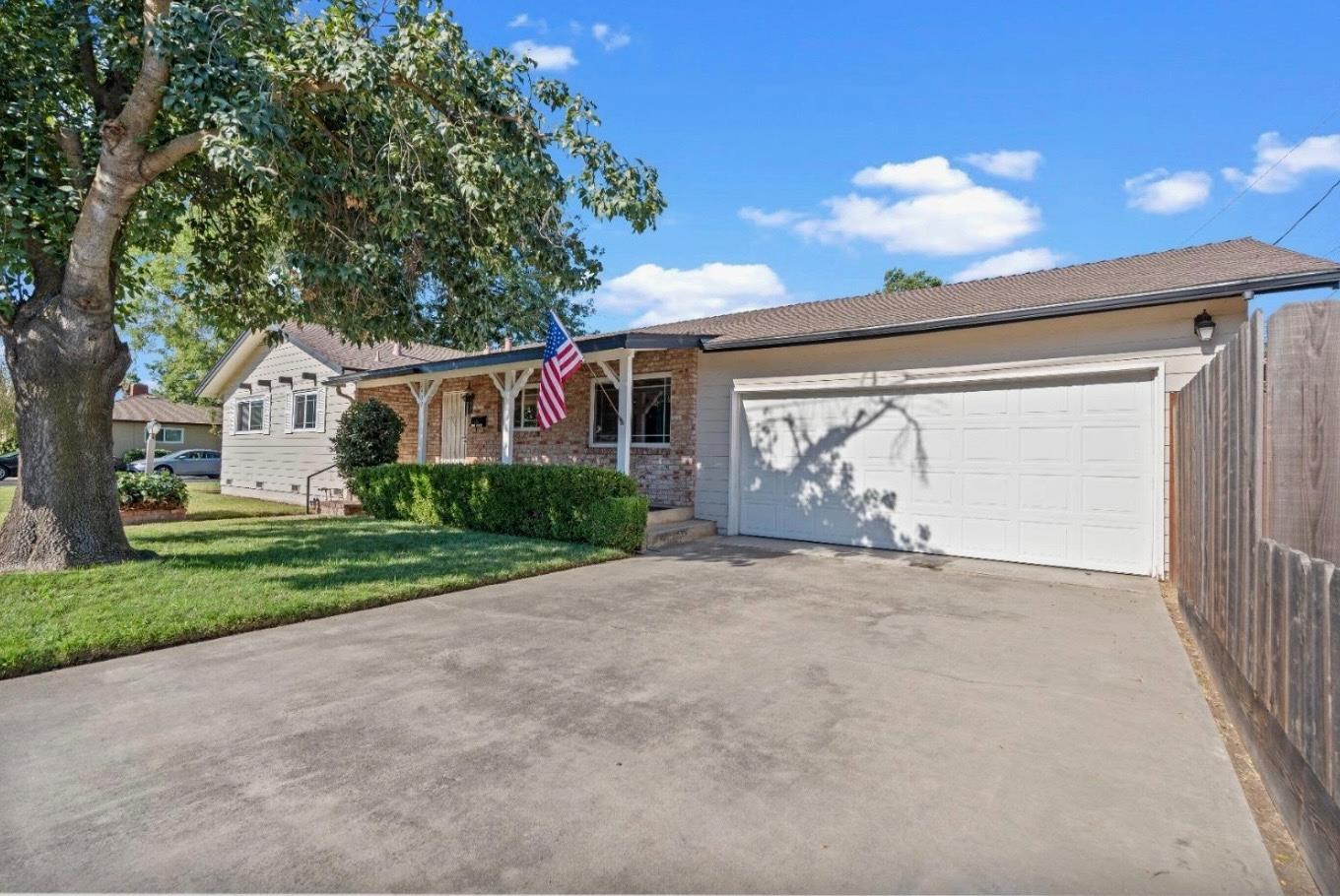 2409 Dana Lane, Modesto, CA 95350