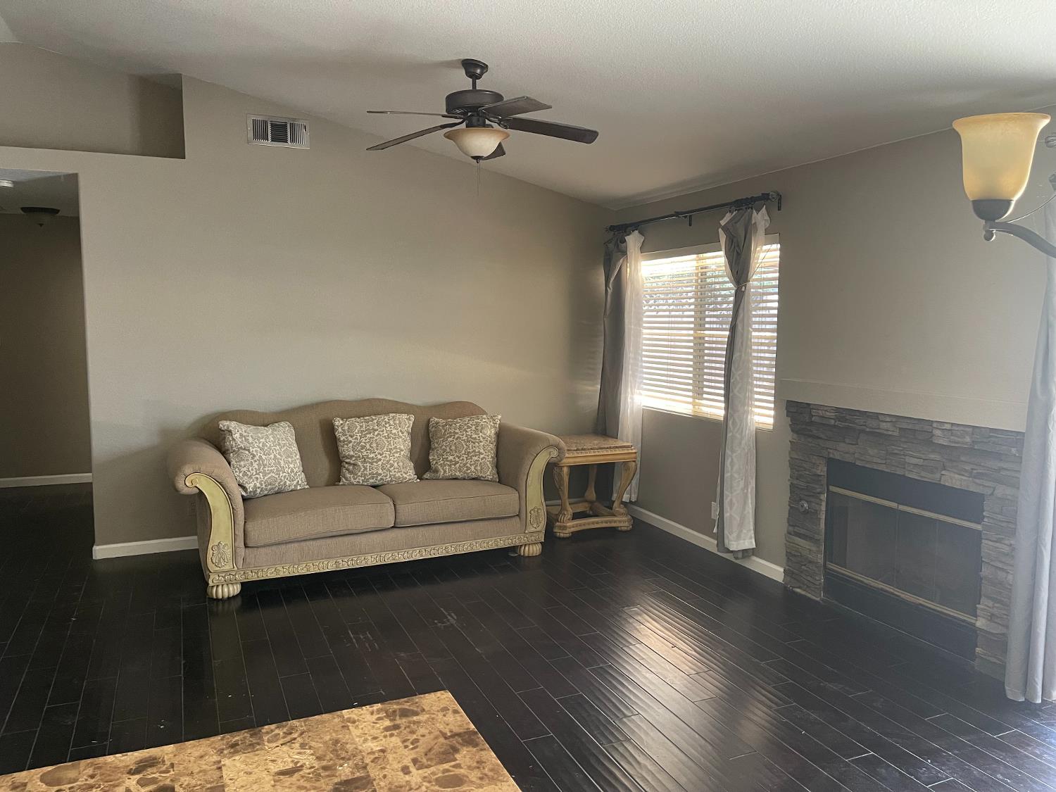 3909 Wilkesboro Ave, Modesto, CA 95357