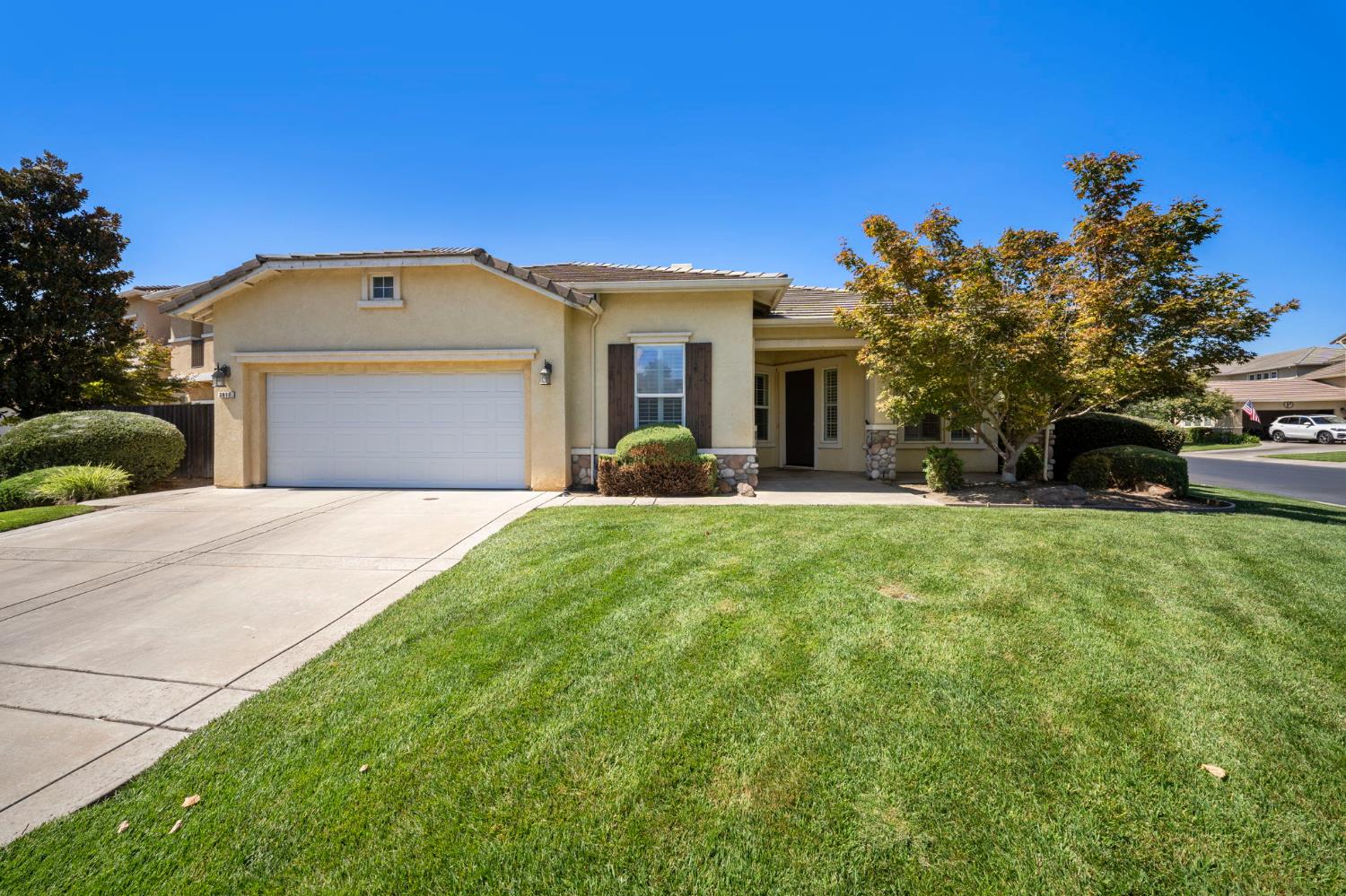 3917 Lakeside Dr, Modesto, CA 95355