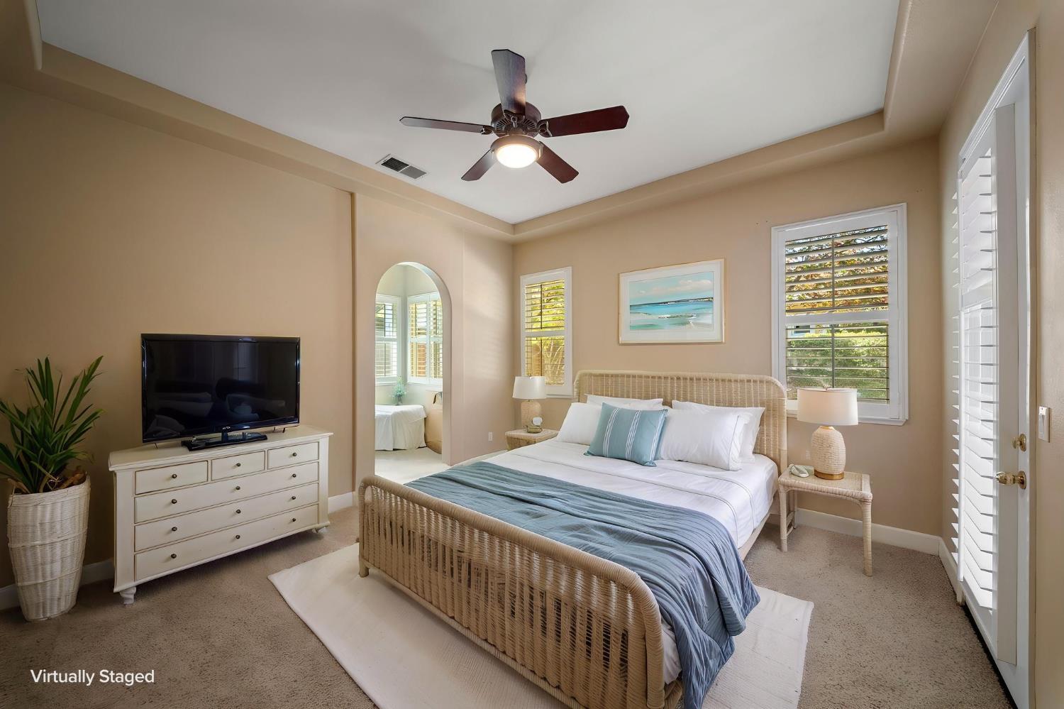 3917 Lakeside Dr, Modesto, CA 95355