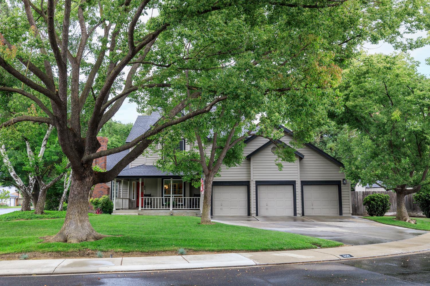 808 Stonecreek Cir, Modesto, CA 95355