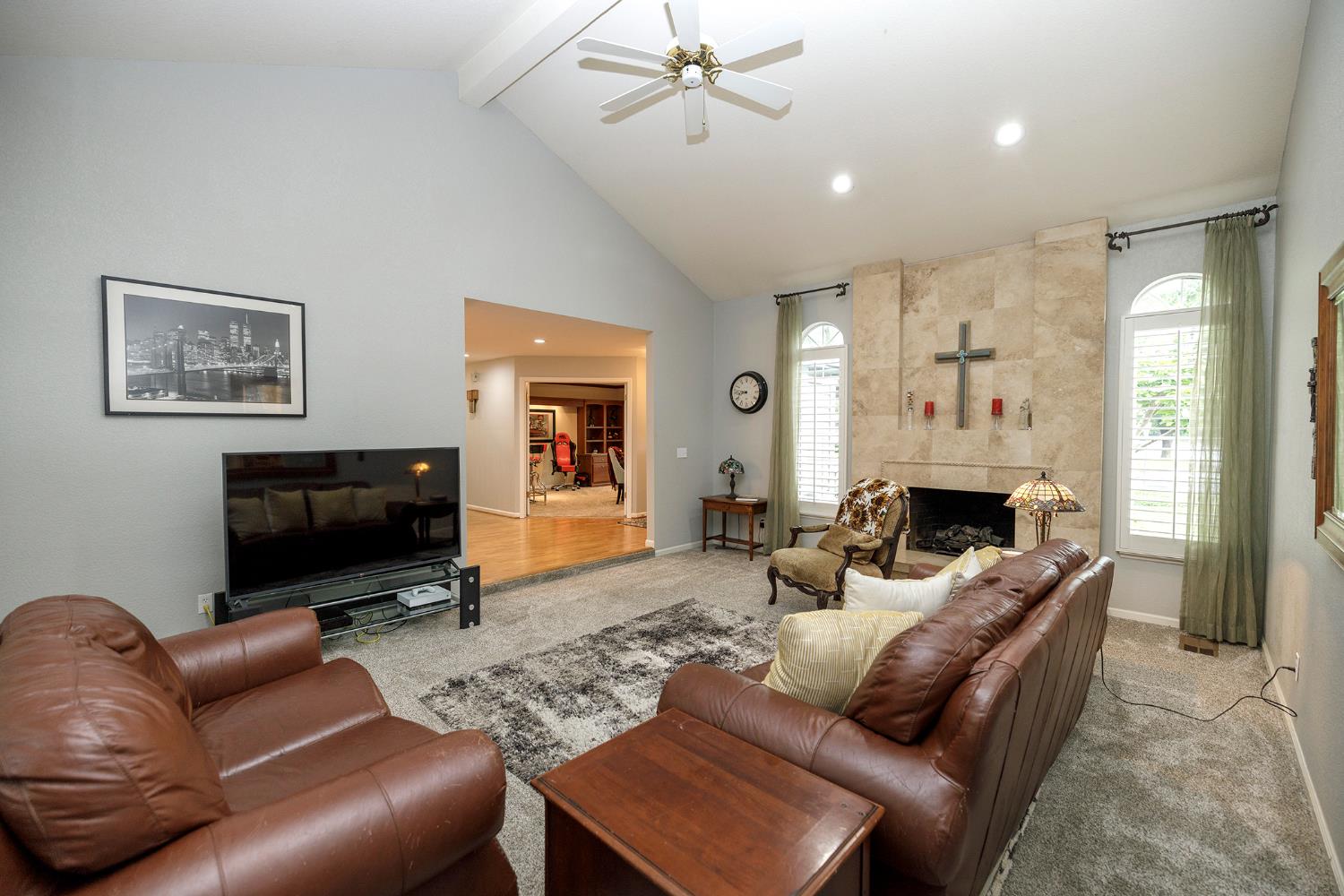 808 Stonecreek Cir, Modesto, CA 95355