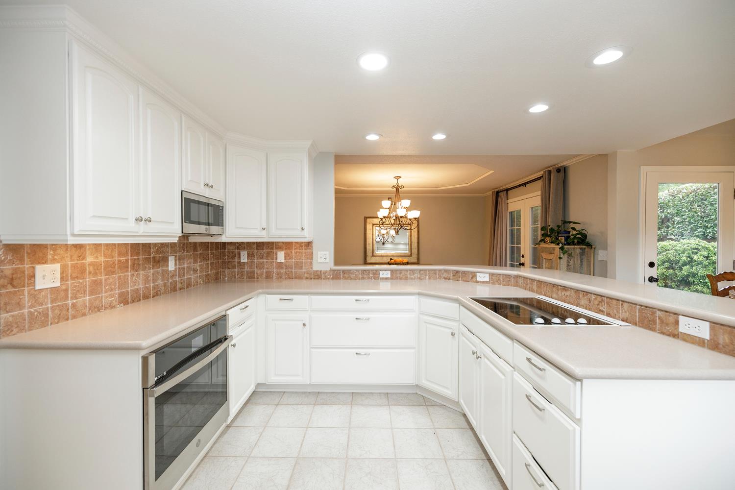 808 Stonecreek Cir, Modesto, CA 95355