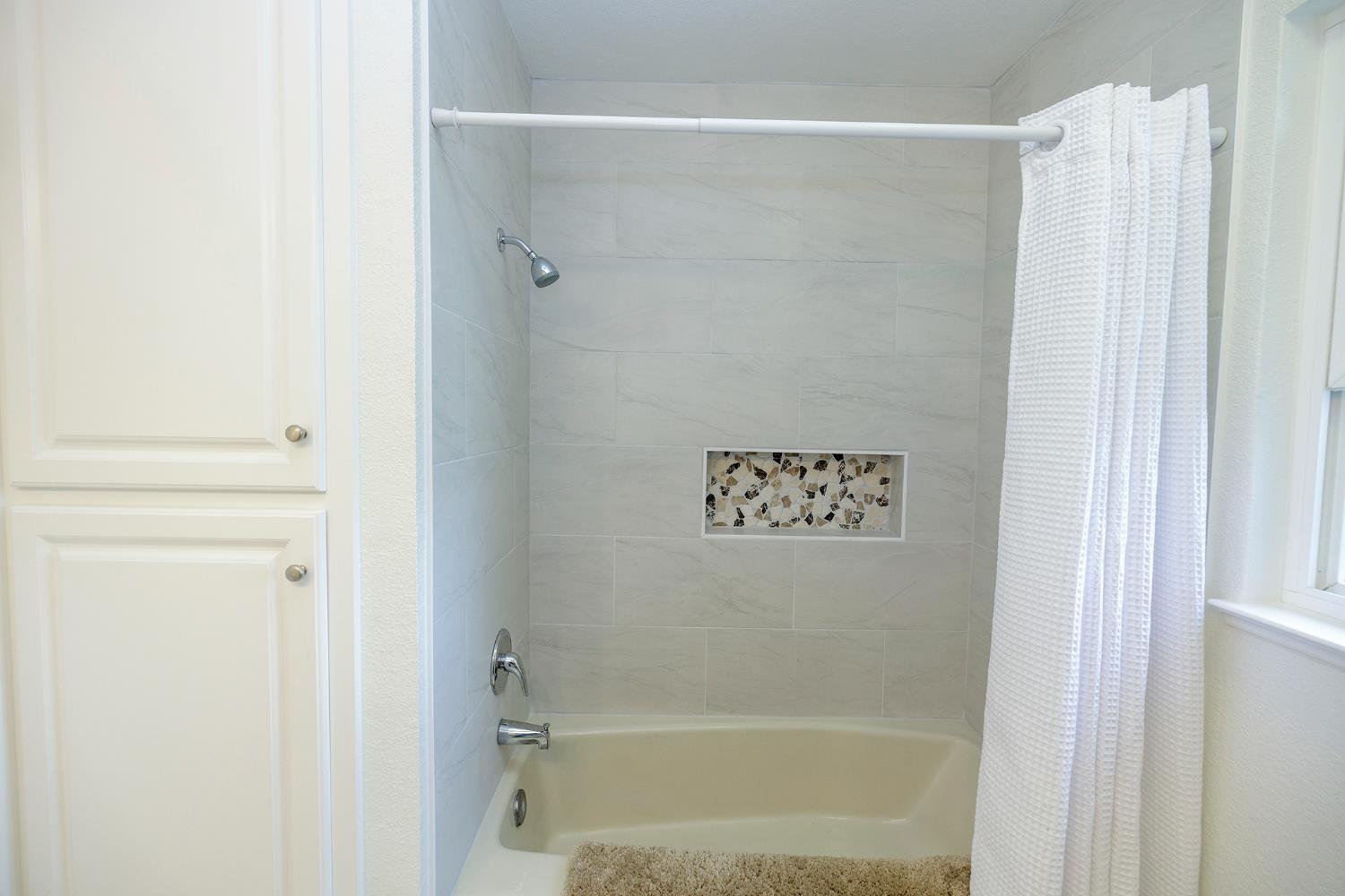 808 Stonecreek Cir, Modesto, CA 95355