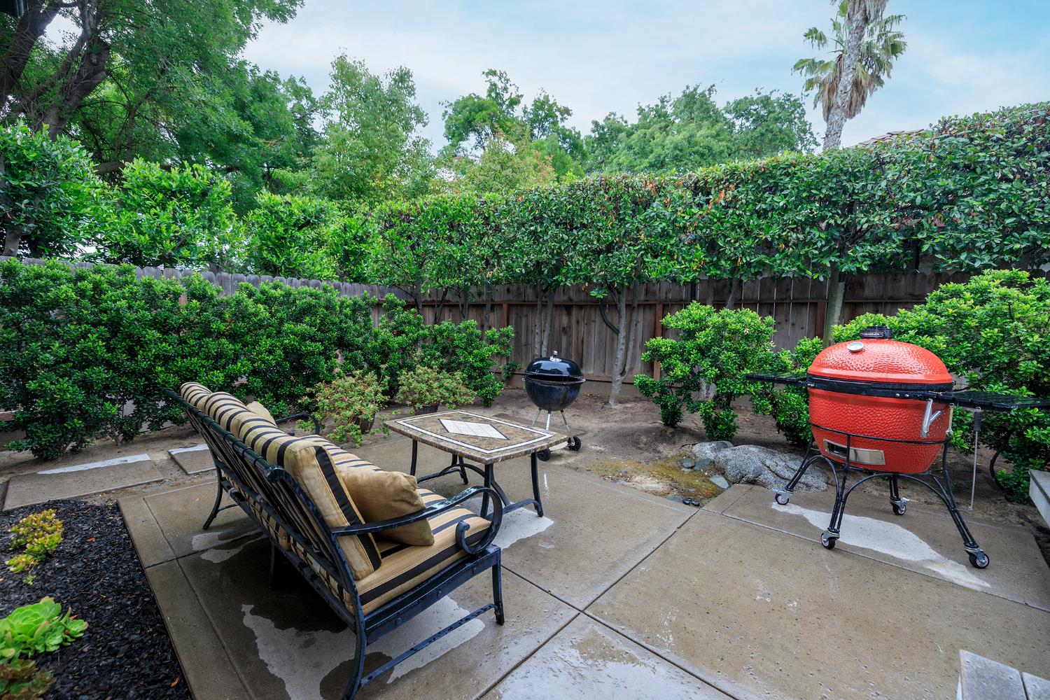 808 Stonecreek Cir, Modesto, CA 95355