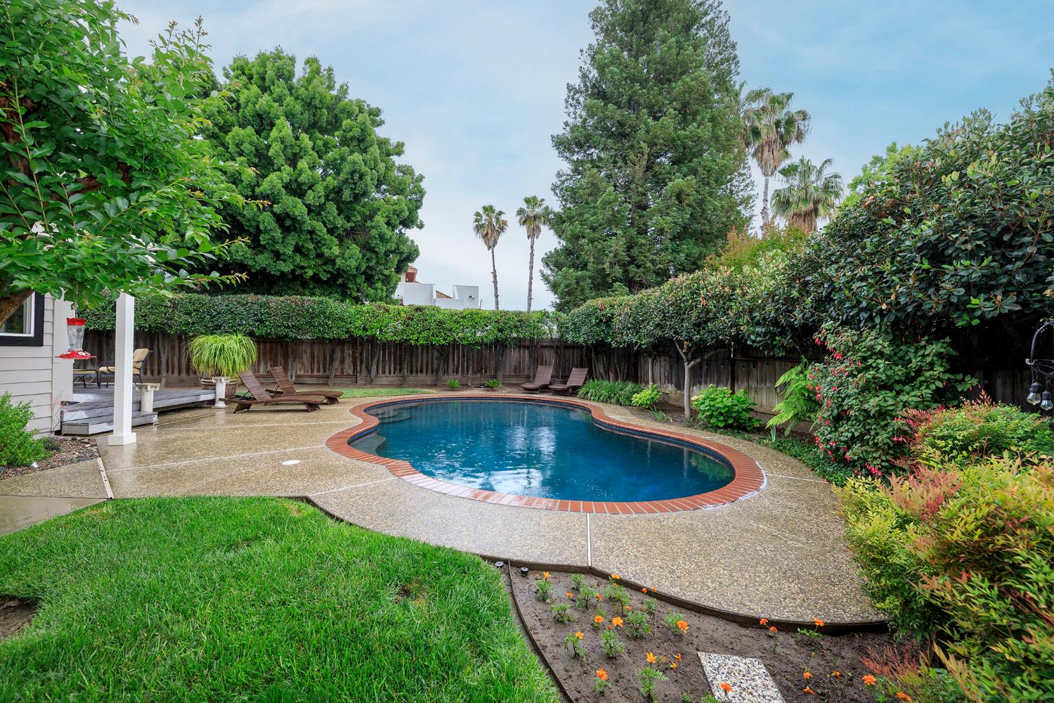 808 Stonecreek Cir, Modesto, CA 95355