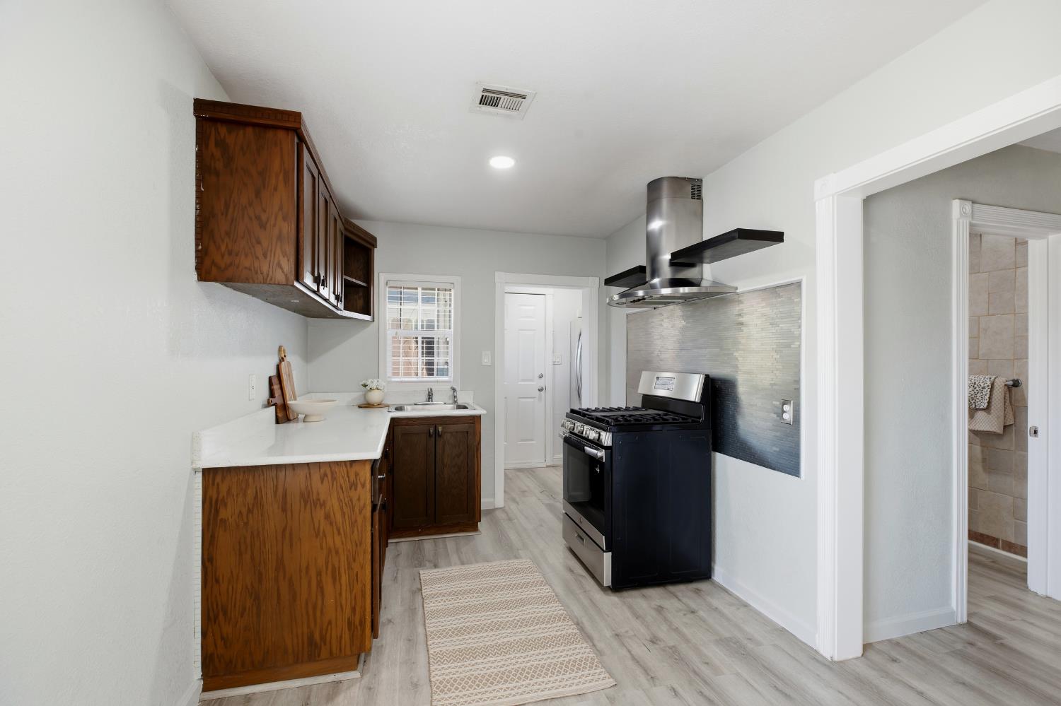 705 Badgley Dr, Modesto, CA 95350