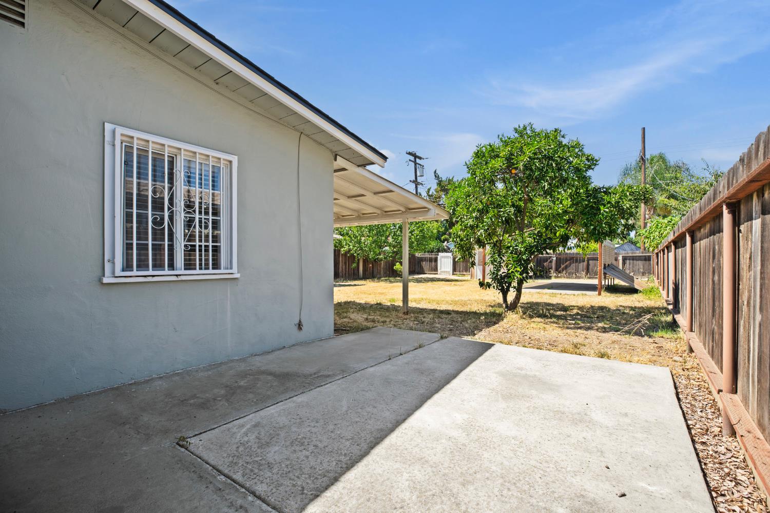 705 Badgley Dr, Modesto, CA 95350