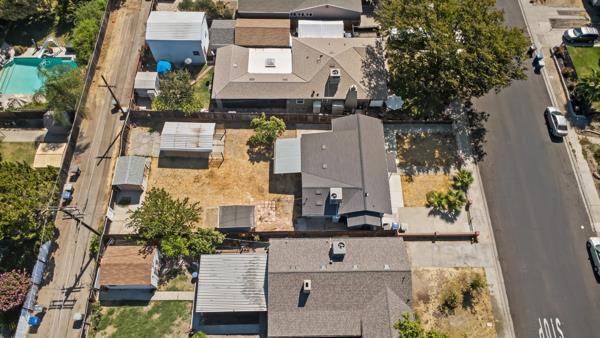 705 Badgley Dr, Modesto, CA 95350