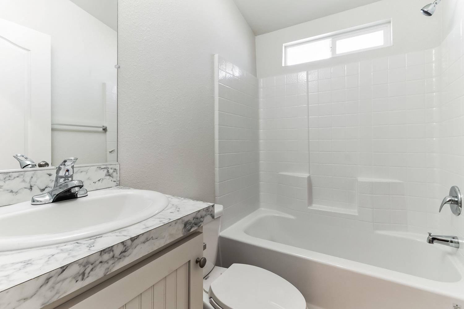 820 S Chinowth St. #74, Visalia, CA 93277