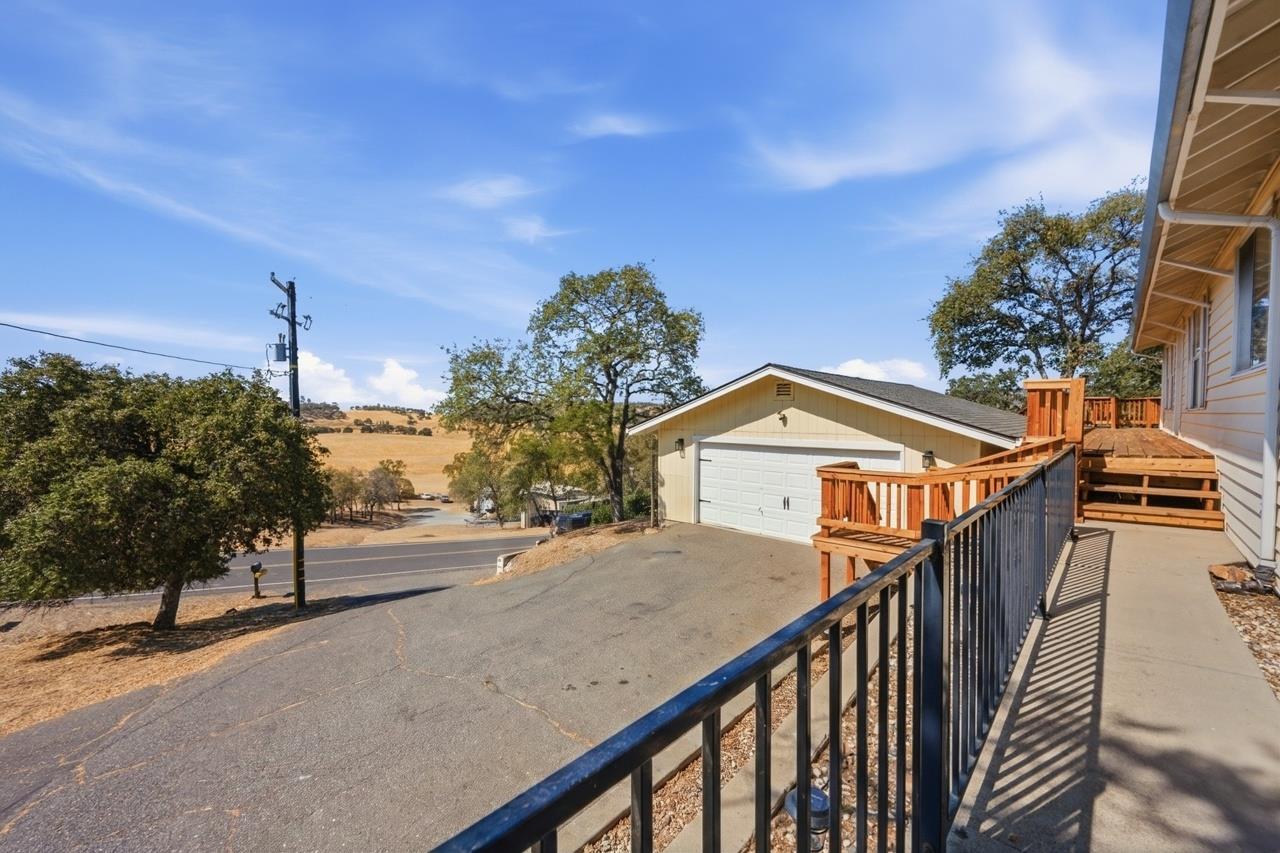 5028 Kiva Dr, Copperopolis, CA 95228