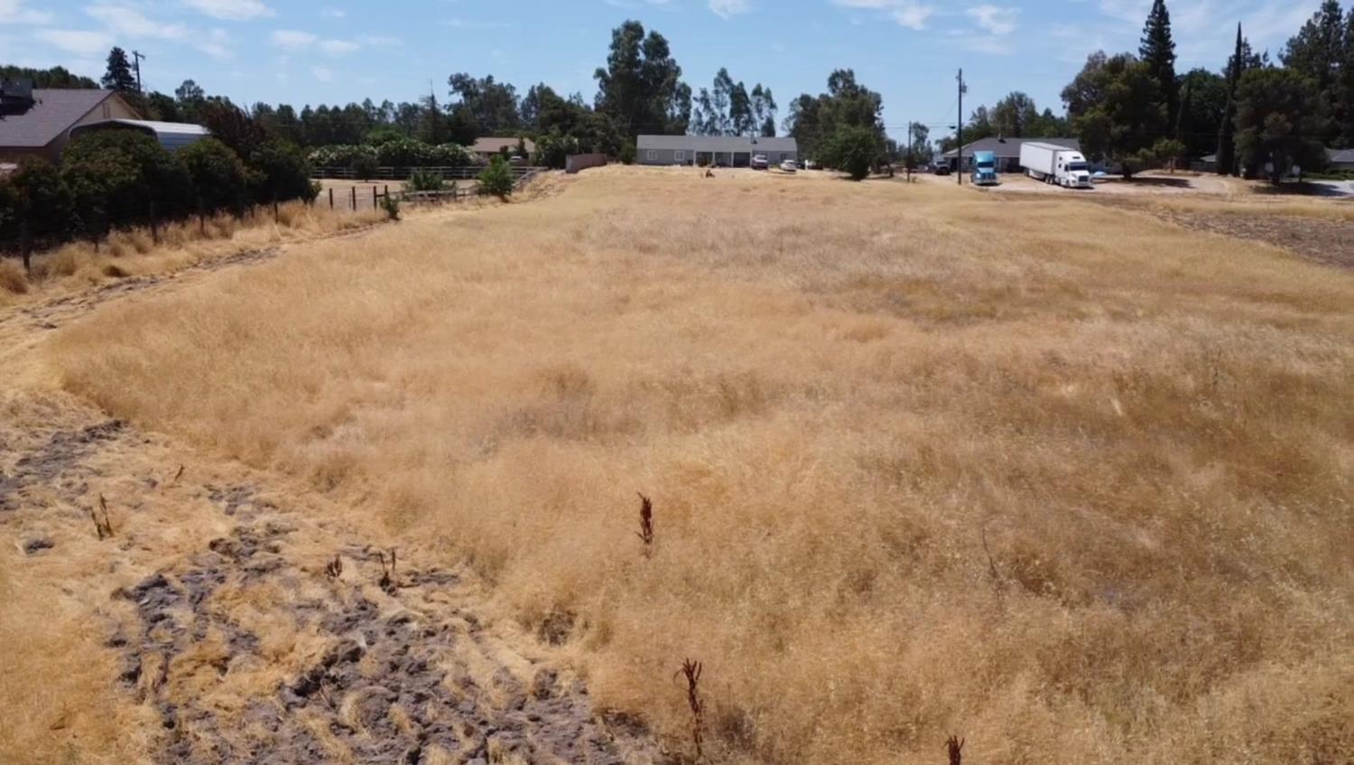 0 Bonadelle Ave, Madera, CA 93636