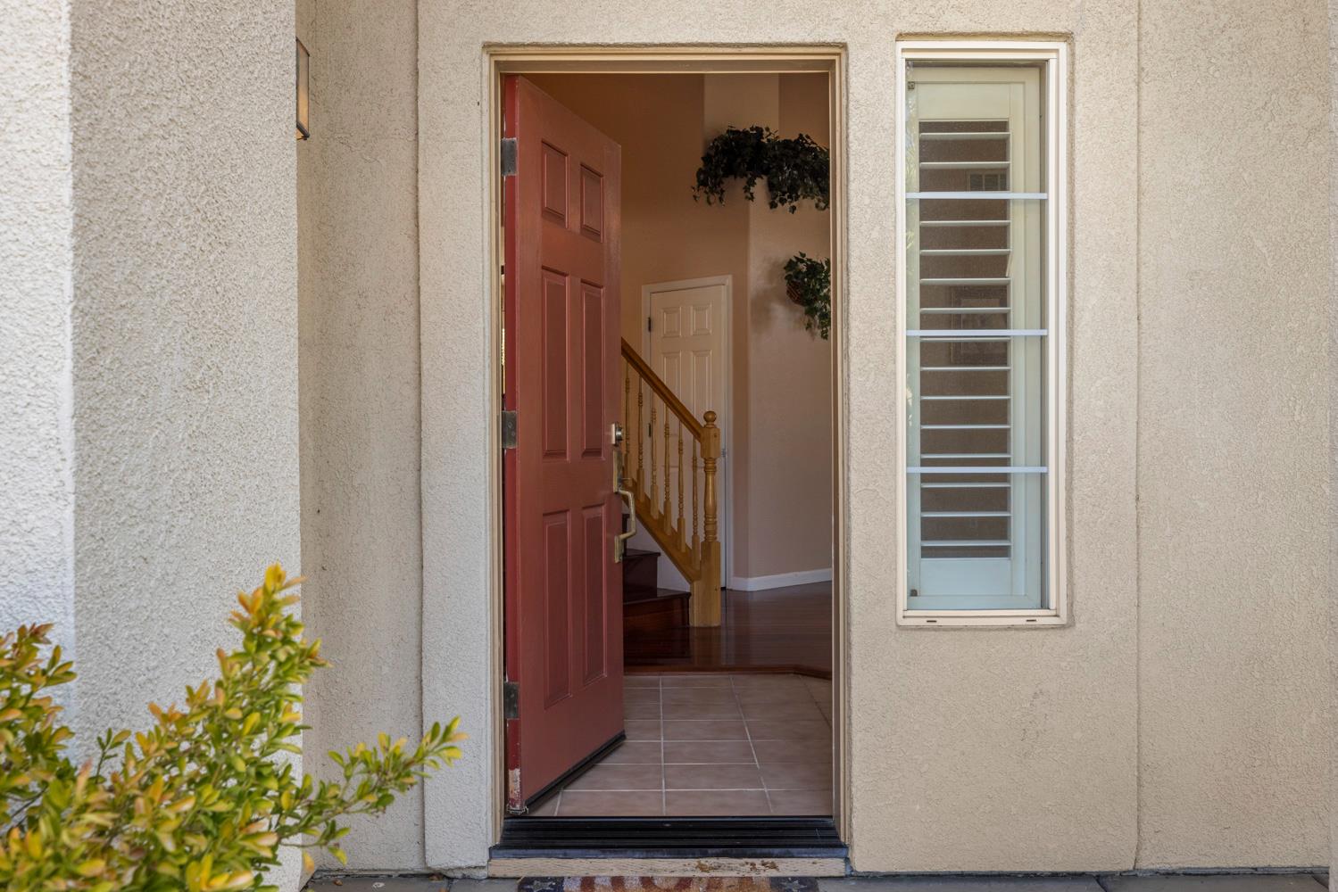 4000 Viader Dr, Modesto, CA 95356