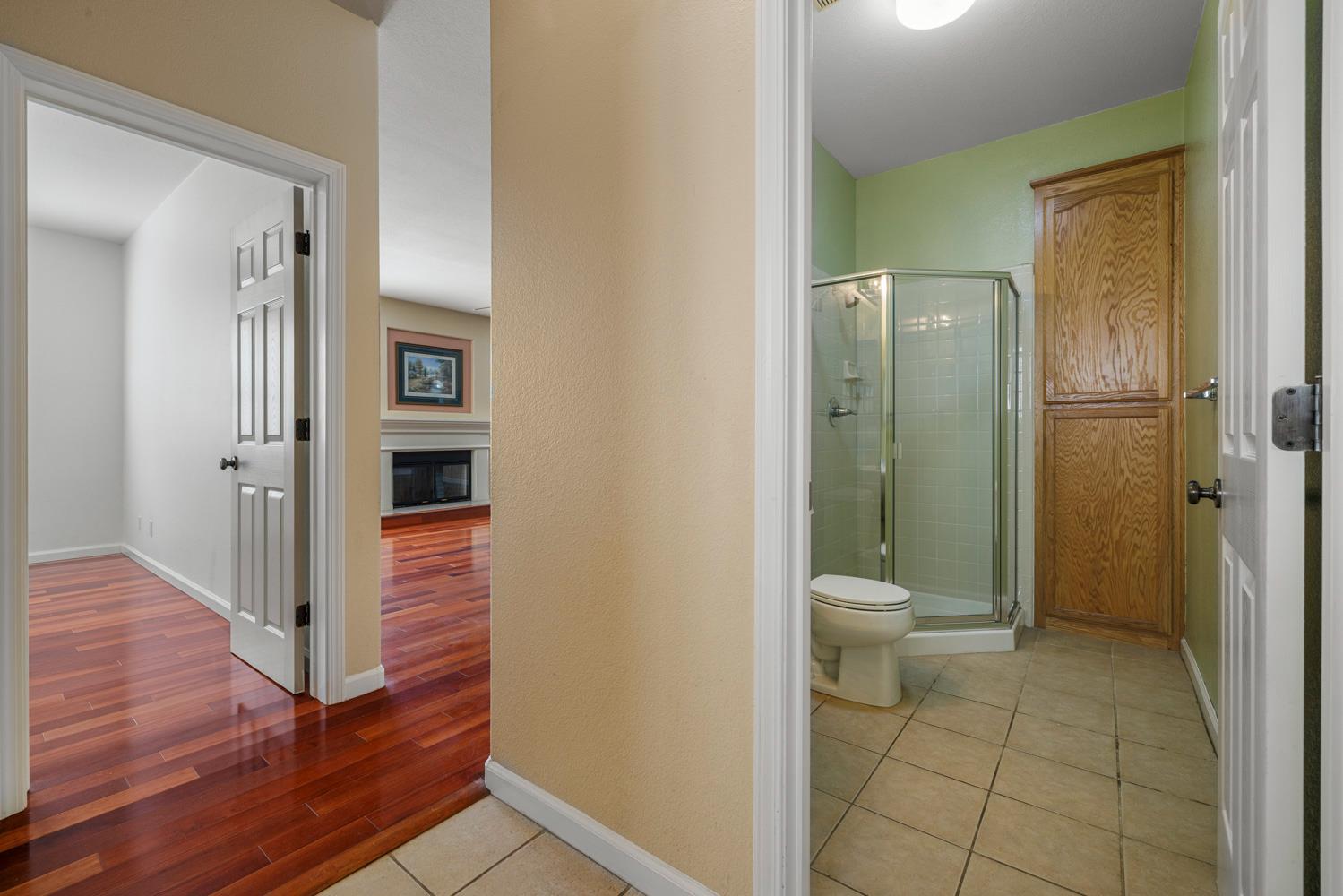 4000 Viader Dr, Modesto, CA 95356
