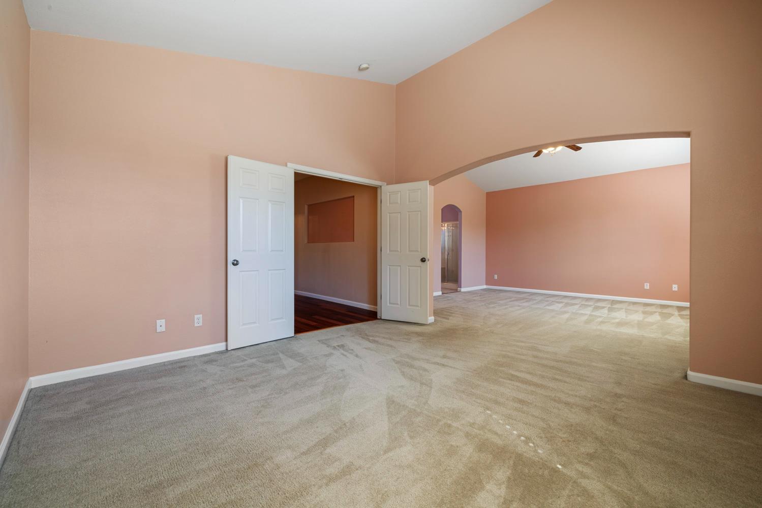 4000 Viader Dr, Modesto, CA 95356