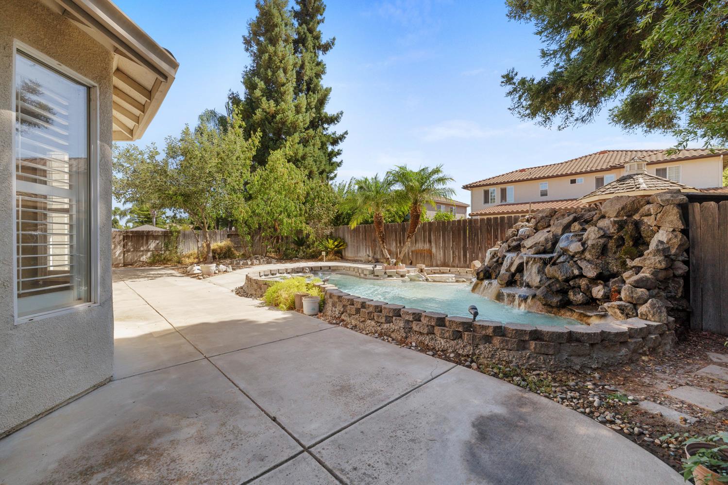 4000 Viader Dr, Modesto, CA 95356