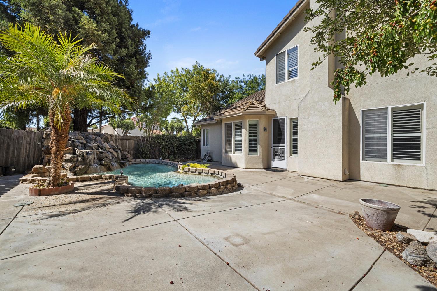 4000 Viader Dr, Modesto, CA 95356
