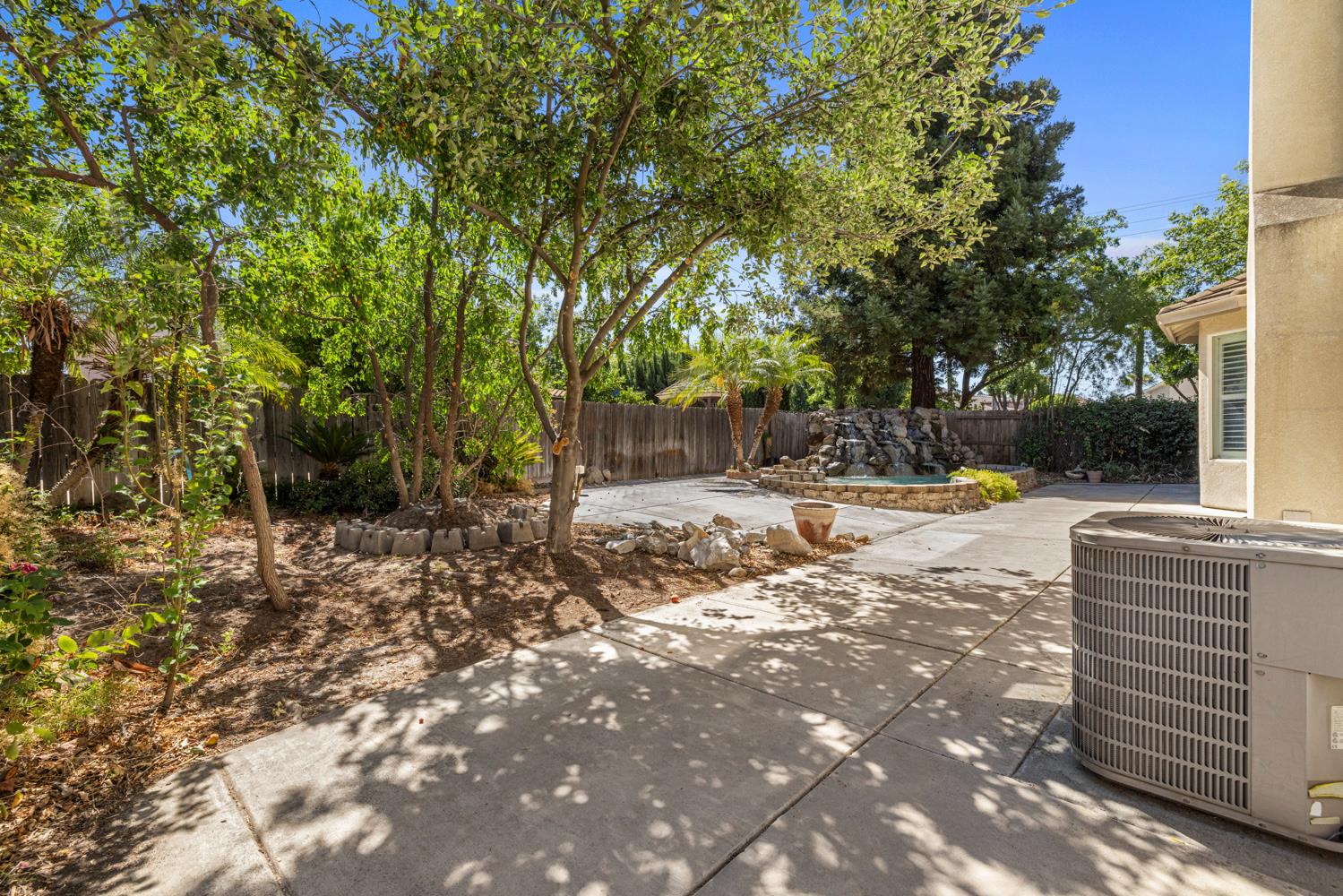 4000 Viader Dr, Modesto, CA 95356