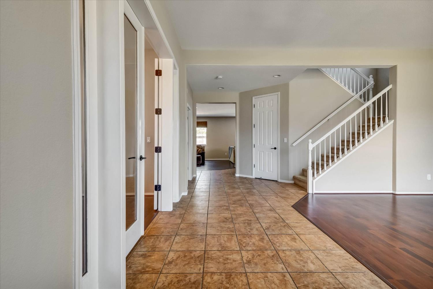 537 Gregory, Manteca, CA 95336