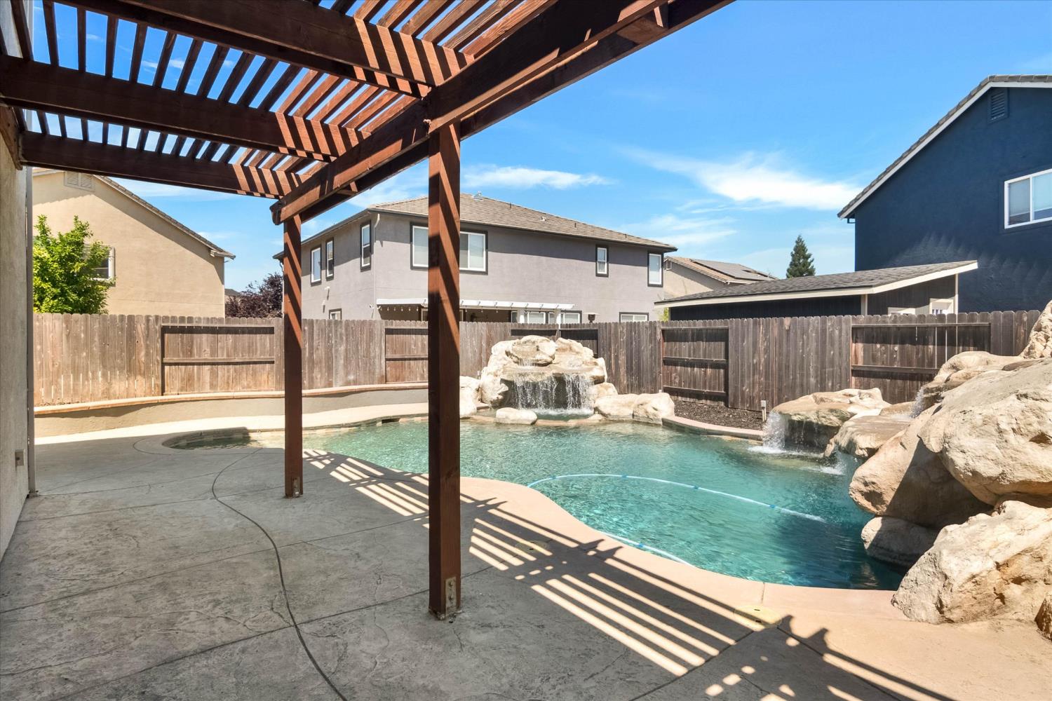 537 Gregory, Manteca, CA 95336