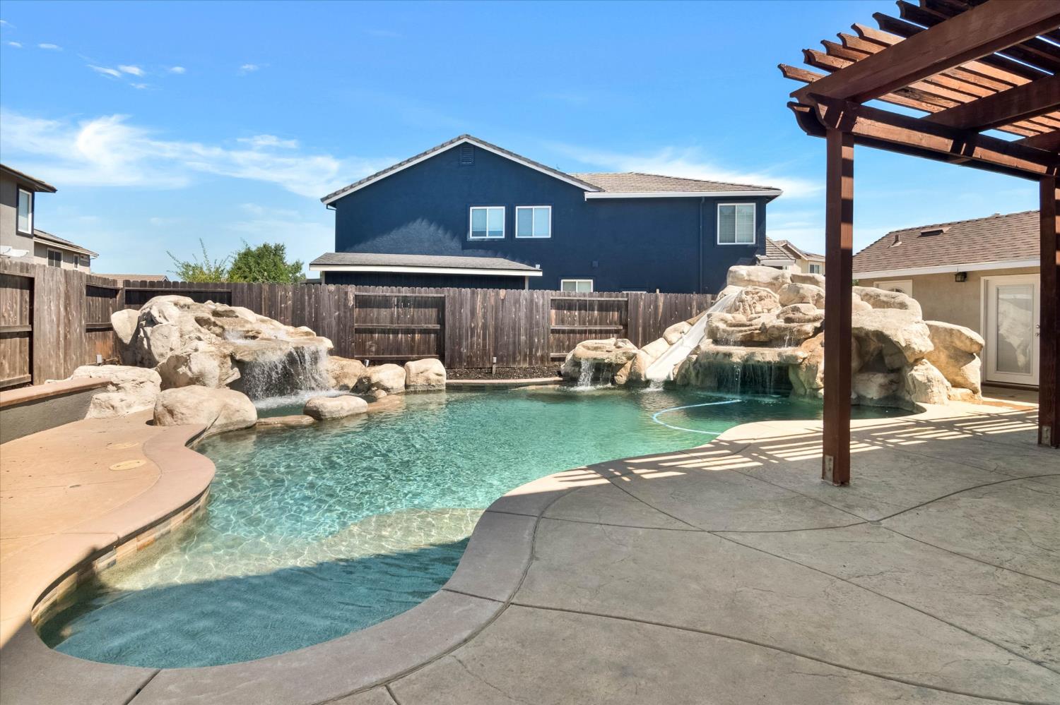 537 Gregory, Manteca, CA 95336