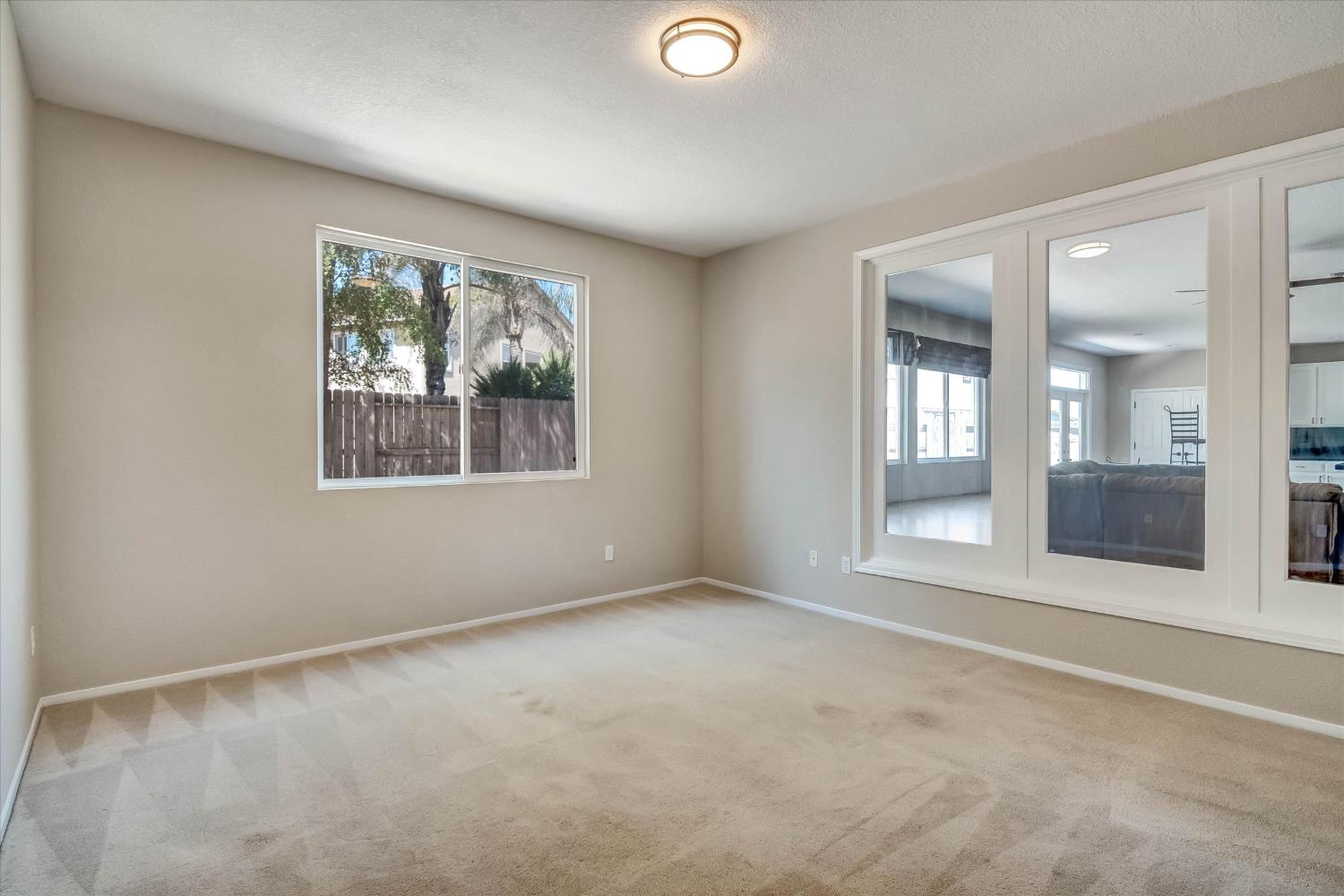 537 Gregory, Manteca, CA 95336